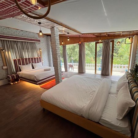 Hotel English Rose, #Personal Parking, #Petfriendly, #Garden, #Bonfire Under The Stars Manāli Екстериор снимка