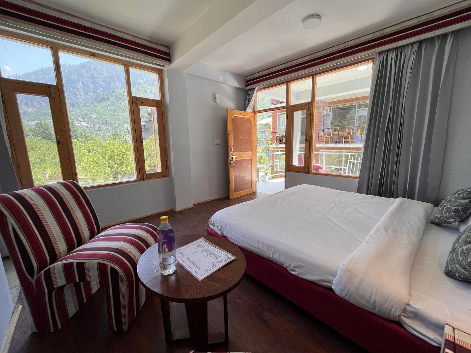 Hotel English Rose, #Personal Parking, #Petfriendly, #Garden, #Bonfire Under The Stars Manāli Екстериор снимка