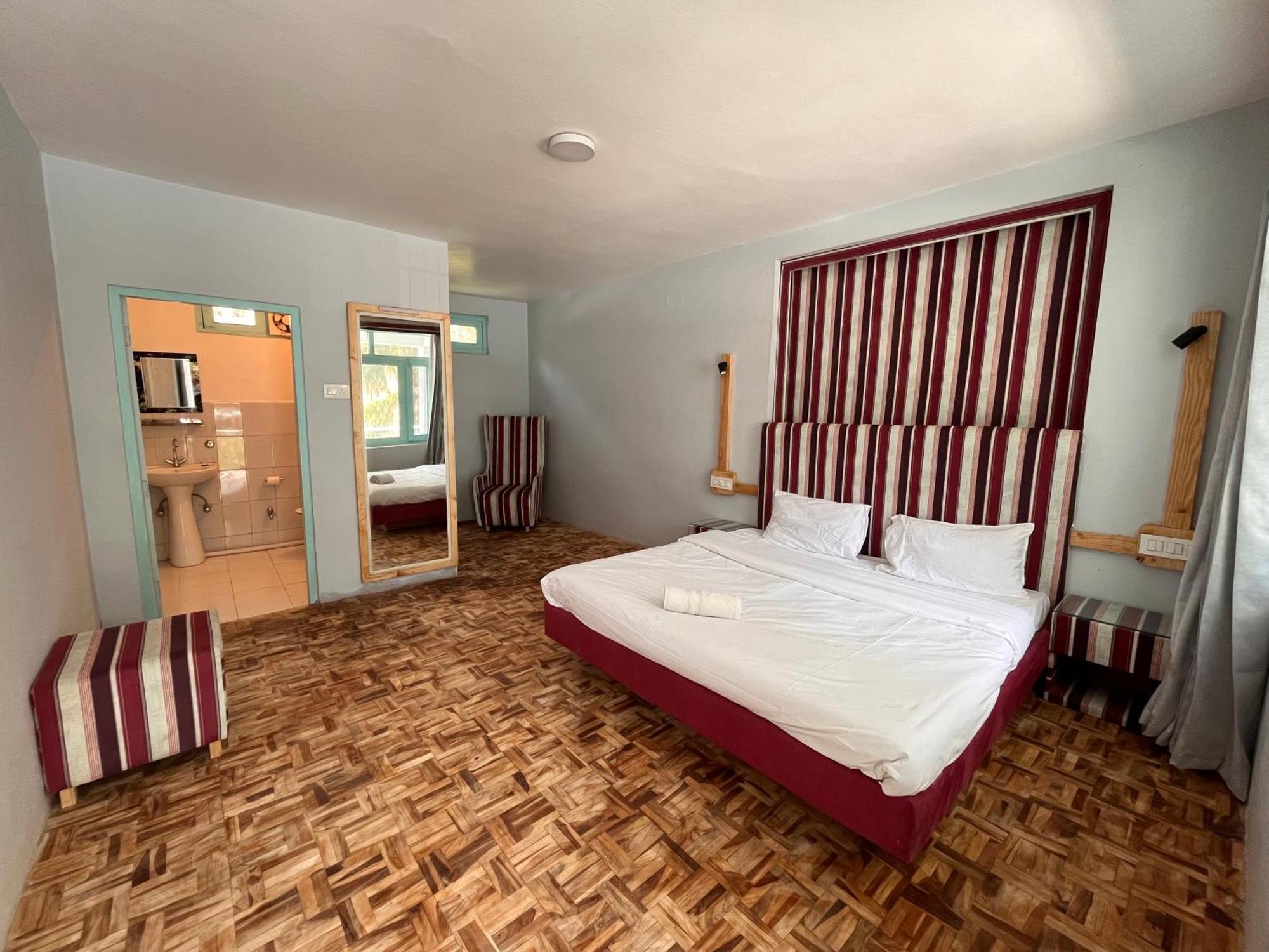 Hotel English Rose, #Personal Parking, #Petfriendly, #Garden, #Bonfire Under The Stars Manāli Екстериор снимка