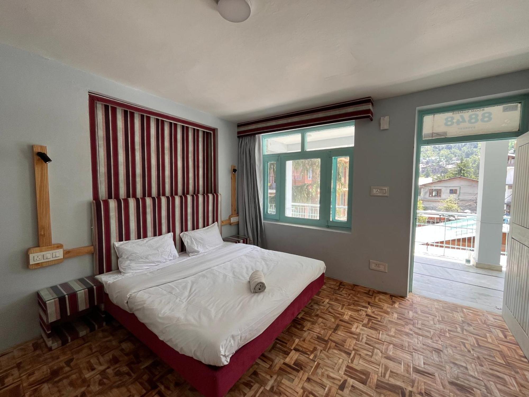 Hotel English Rose, #Personal Parking, #Petfriendly, #Garden, #Bonfire Under The Stars Manāli Екстериор снимка