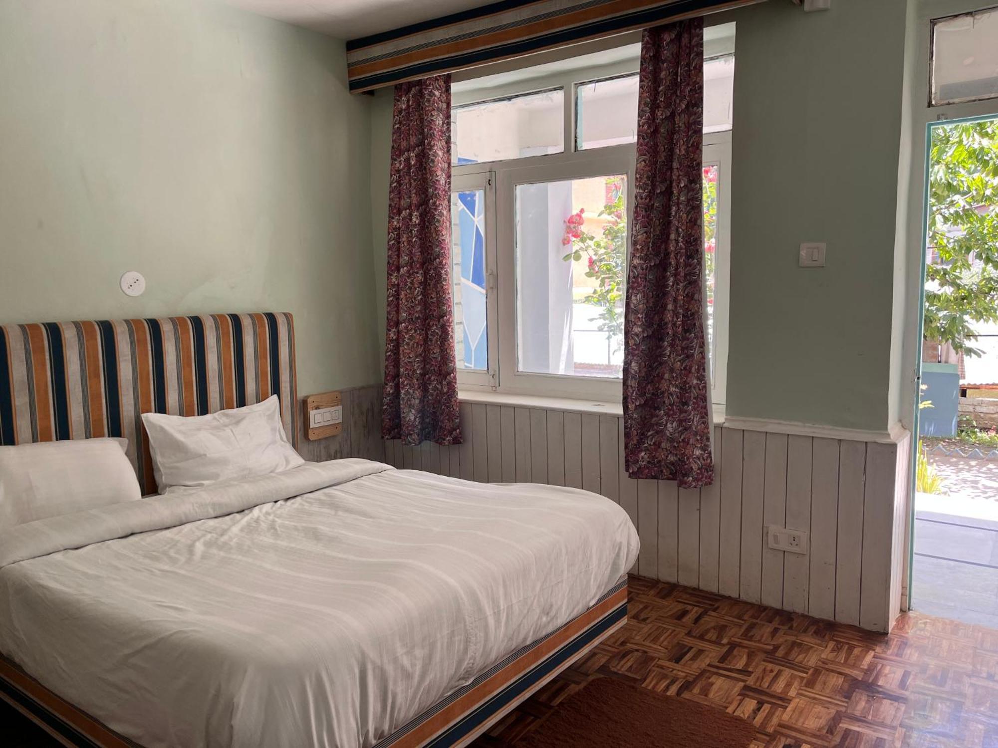 Hotel English Rose, #Personal Parking, #Petfriendly, #Garden, #Bonfire Under The Stars Manāli Екстериор снимка