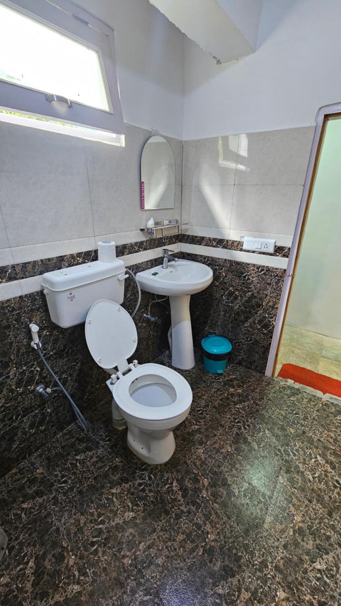 Hotel English Rose, #Personal Parking, #Petfriendly, #Garden, #Bonfire Under The Stars Manāli Екстериор снимка