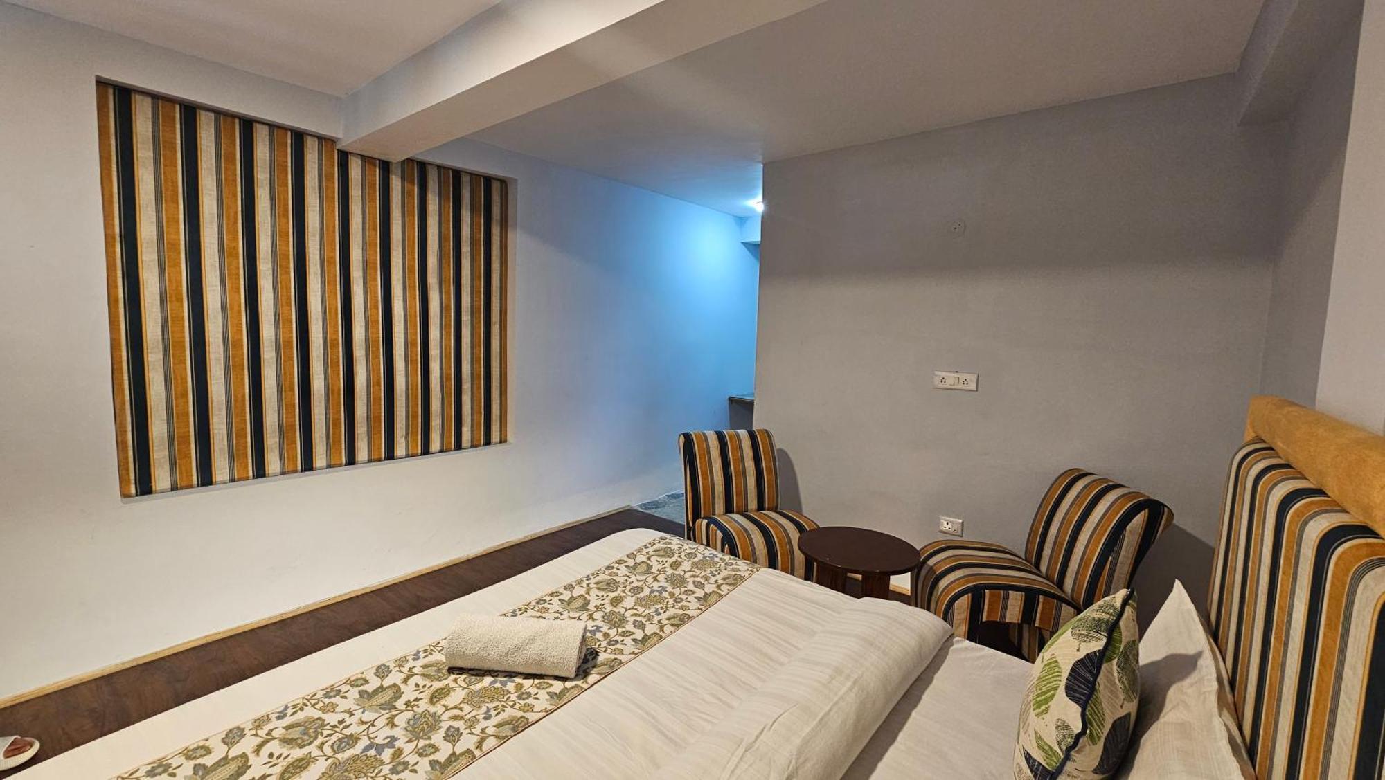 Hotel English Rose, #Personal Parking, #Petfriendly, #Garden, #Bonfire Under The Stars Manāli Екстериор снимка